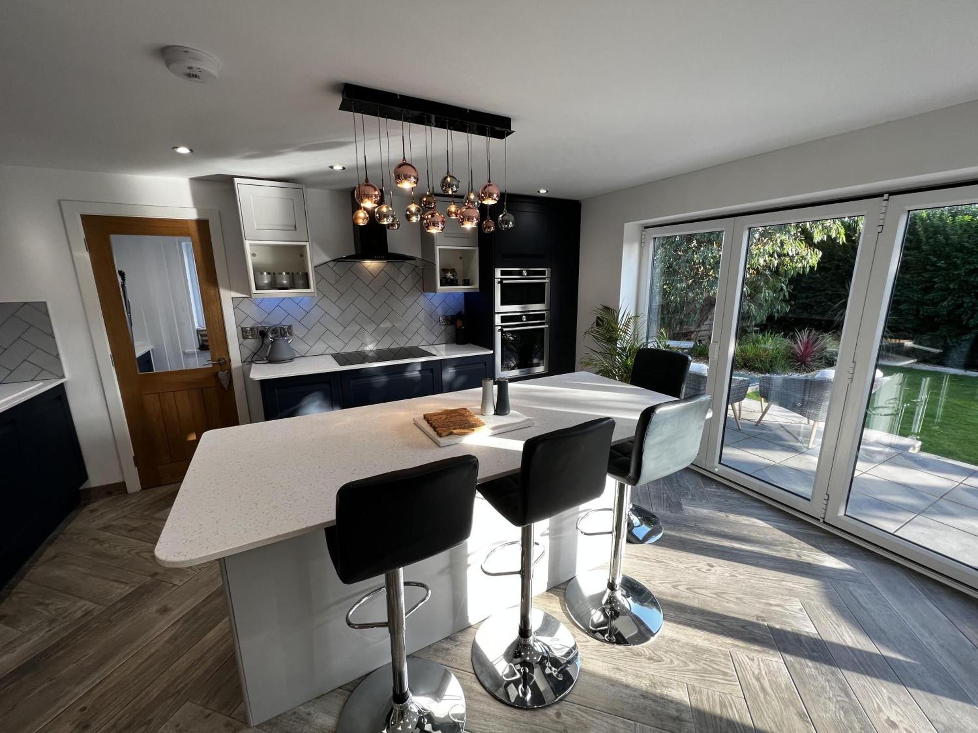 Stylish Modern Home With Parking Enclosed Garden Holyhead Dış mekan fotoğraf
